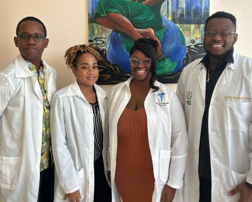 Four more doctors from Guyana graduate in Cuba